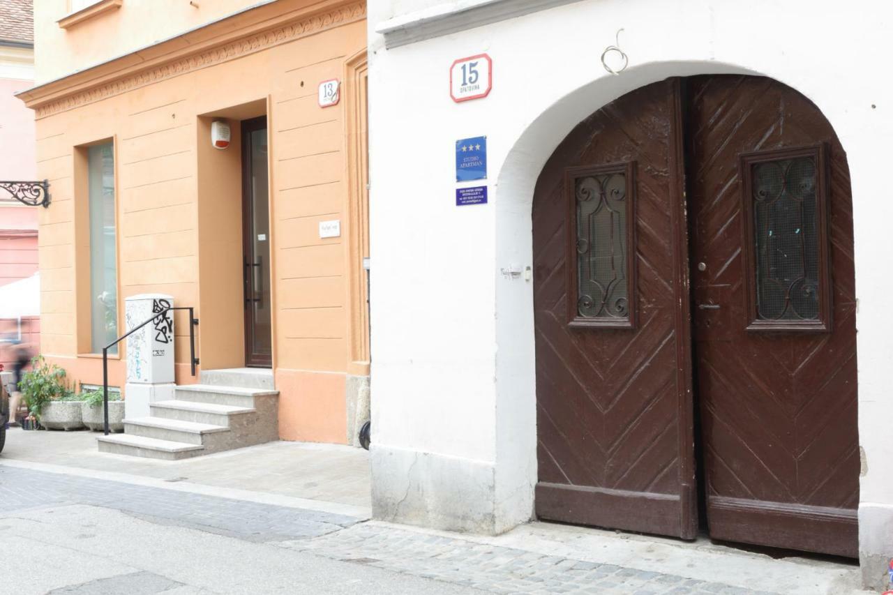 Apartment Addressa Zagreb Exteriör bild